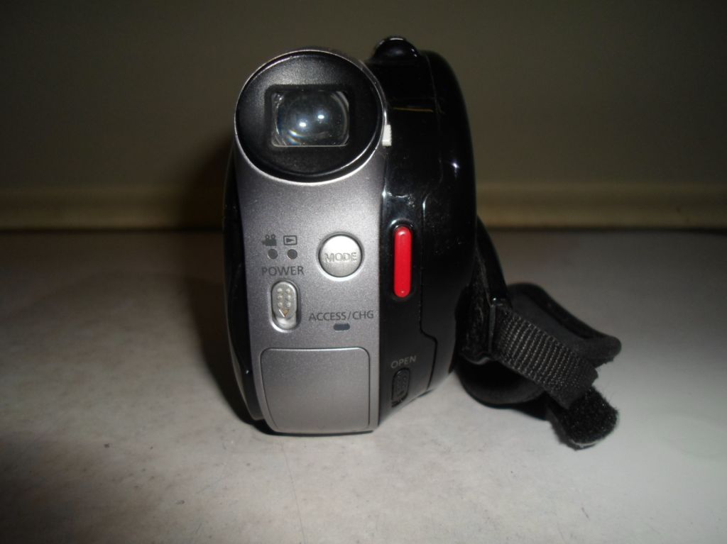 Цифрова відеокамера Samsung VP-DX100/NWT. 34х ZOOM     (оптика). - фото фото фото 3