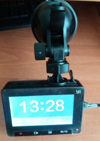 Автомобільний тримач для Xiaomi YI DVR з присоскою - фото фото фото 3