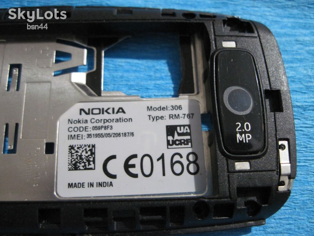 Средняя часть для Nokia 306 Asha б/у оригинал - фото фото фото 1