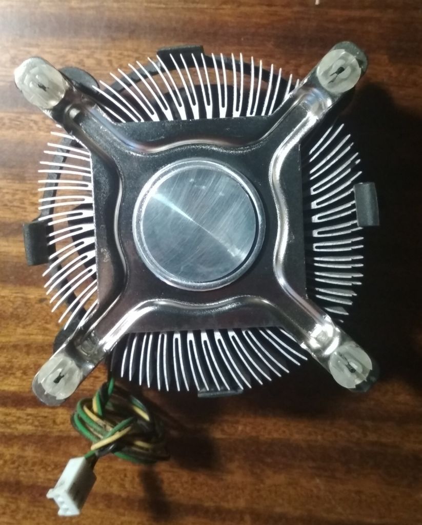 Кулер для процессора Intel D76716-001 Socket 775  0.6A  3Pin - фото фото фото 1