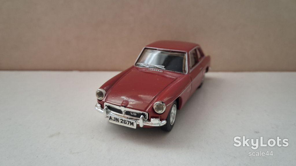 MGB-GT V8 .Dinky.1/43 - фото фото фото 2