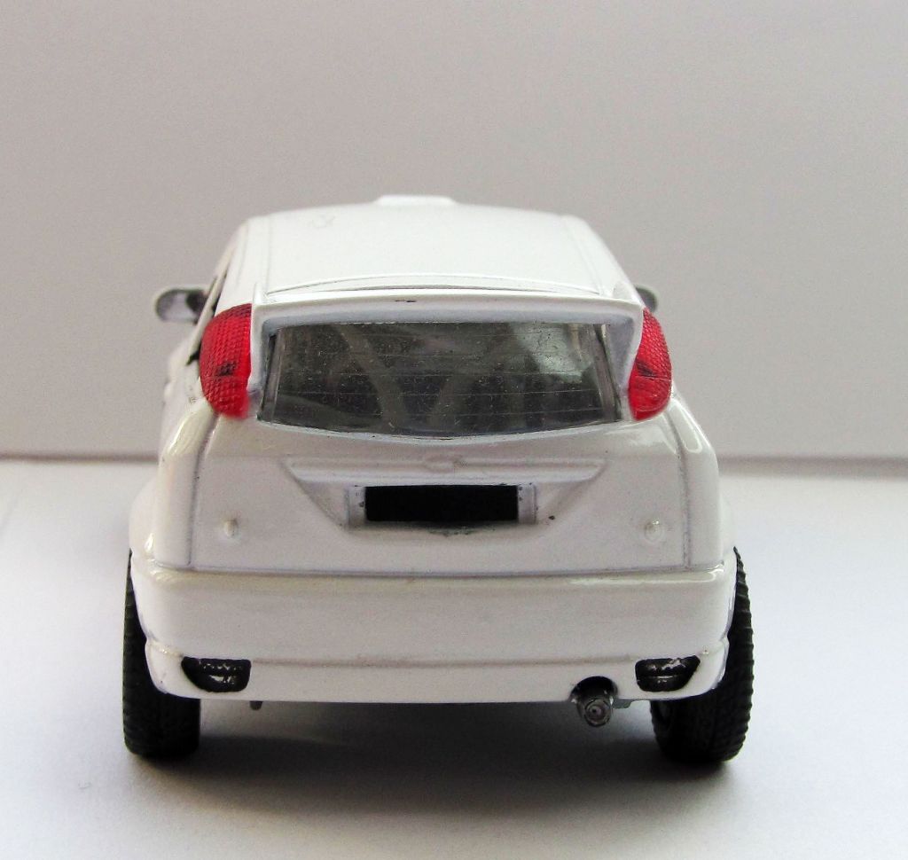 FORD FOCUS RALLY Bburago made in Italy 1:43 - фото фото фото 2
