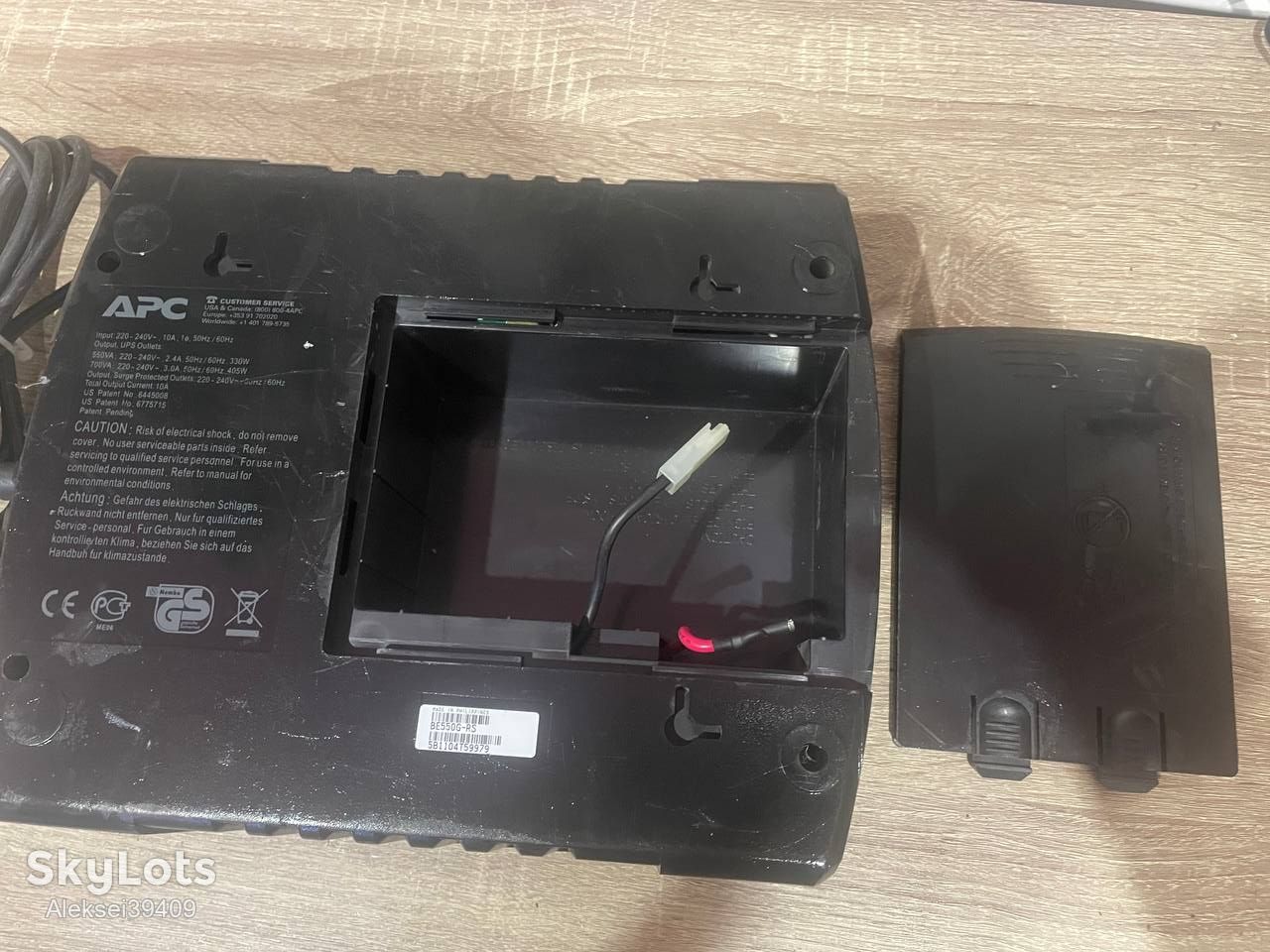 Джерело безперебійного живлення       (ИБП) APC Back-UPS ES 550VA / 330W       (BE550G-RS) - фото фото фото 5