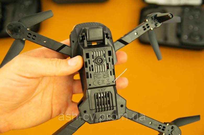 Дрон, квадрокоптер, RC, FPV, Drone, E88, Pro, з камерою, для пілотів-початківців, та дітей - фото фото фото 7