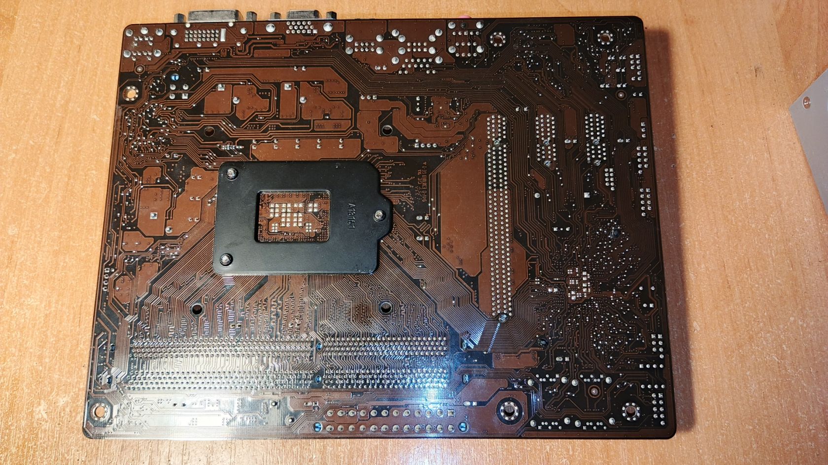 ASUS H61M-K      (s1155, Intel H61, PCI-Ex16) - фото фото фото 2