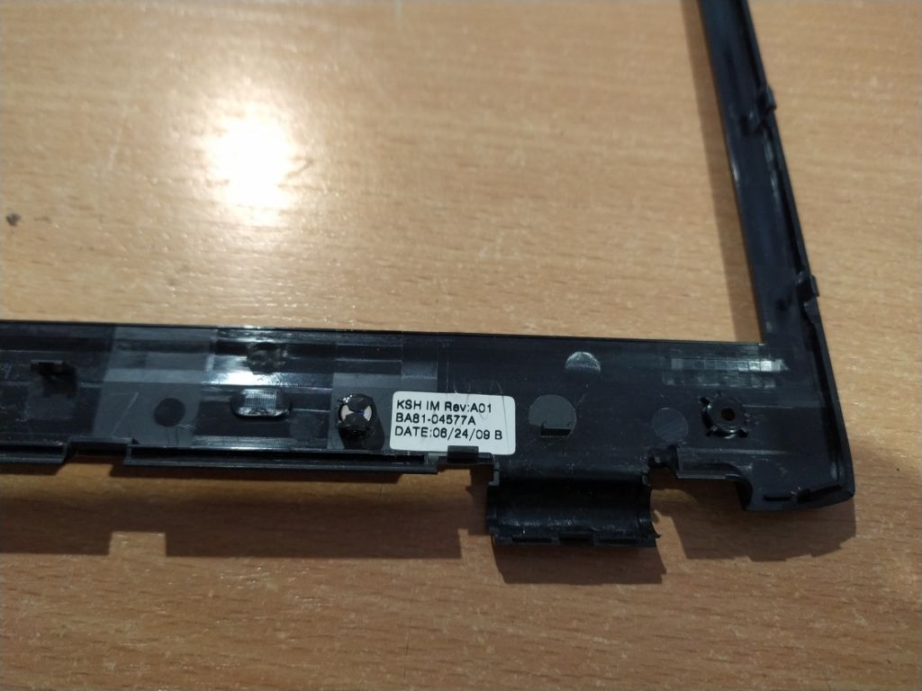 Рамка матрицы ноутбука Samsung R503 - фото фото фото 1