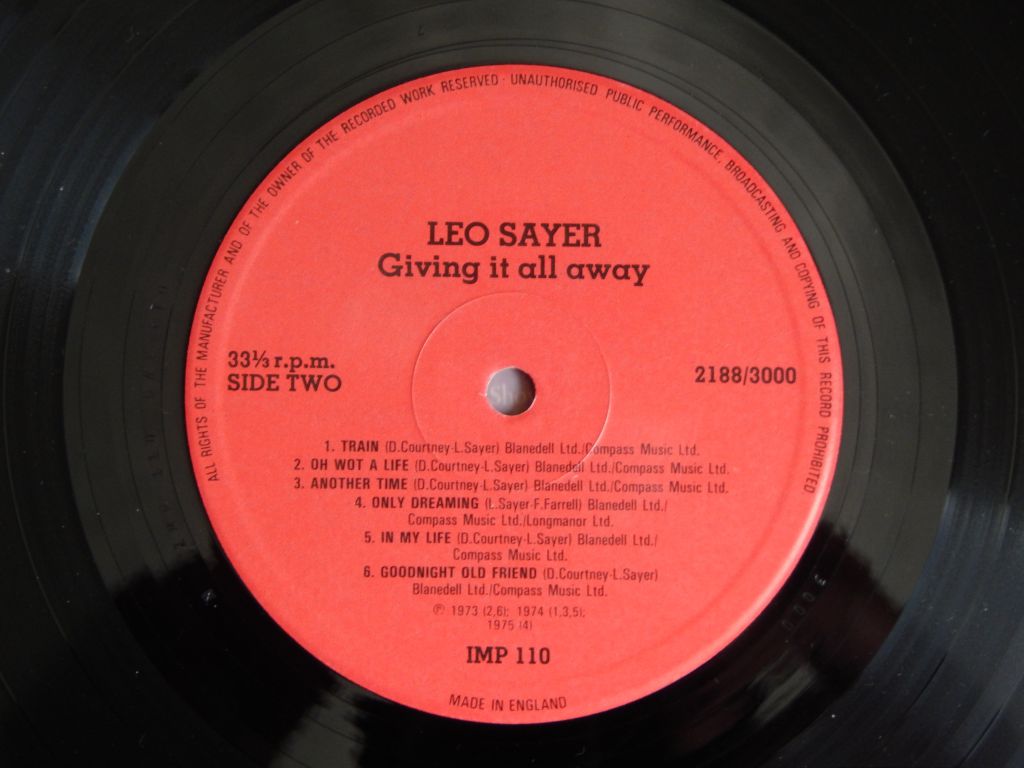 Leo Sayer ‎– Giving It All Away   (IMP ‎– IMP 110, UK) EX+/NM- - фото фото фото 3
