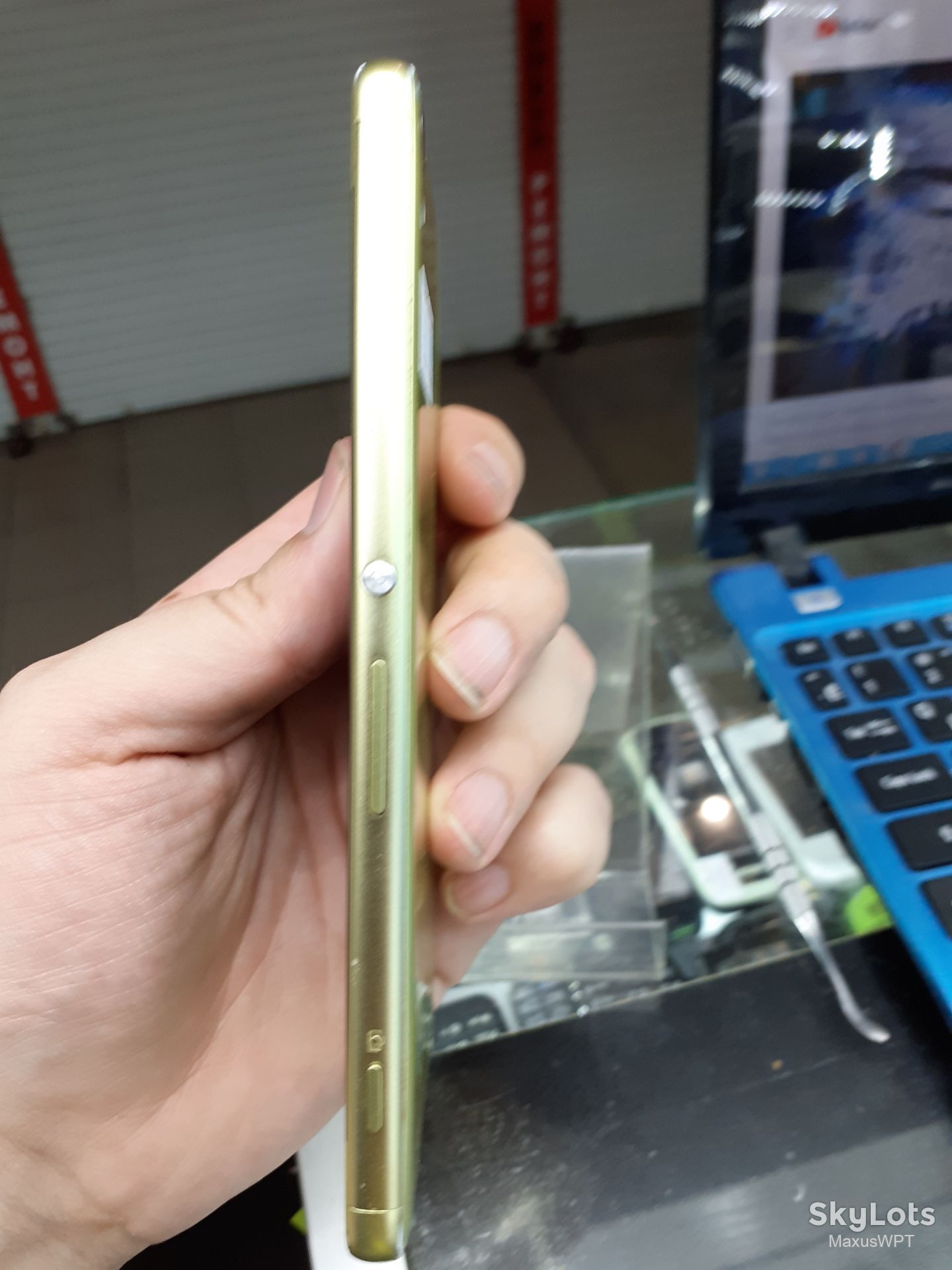 #572 Sony Xperia XF Gold F3115 sklad - фото фото фото 4