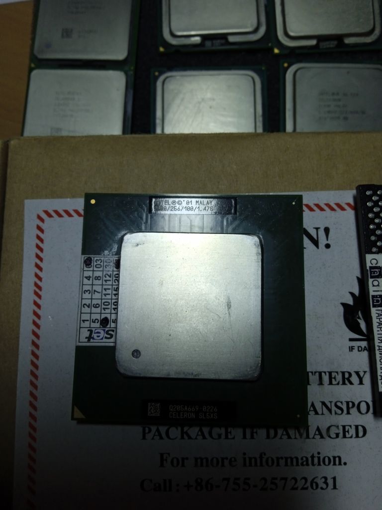 Intel Celeron 1200Mhz s370 256kb 100Mhz - фото фото фото 2