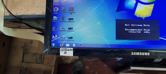 Широкоформатный LED монитор 19 дюймов Samsung SyncMaster S19D300 № 23050704 - фото фото фото 2