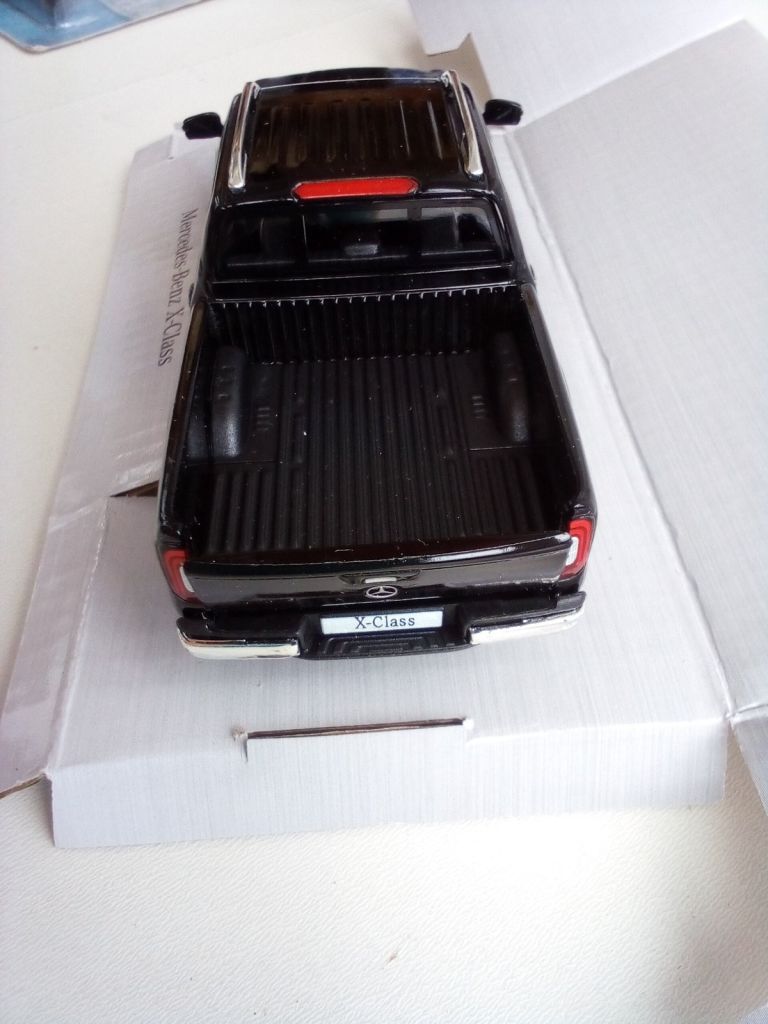 Mercedes Benz X-Classe 1:42 Kinsmart - фото фото фото 5