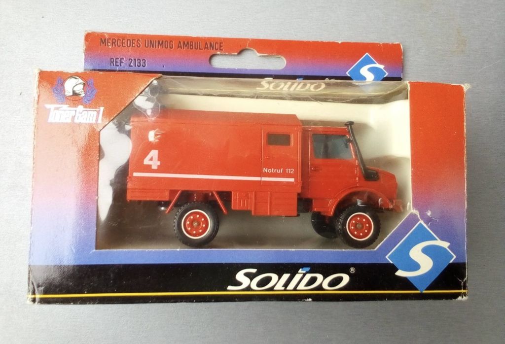 Solido 1/50 Mercedes Unimog Ambulance fire - фото фото фото 1