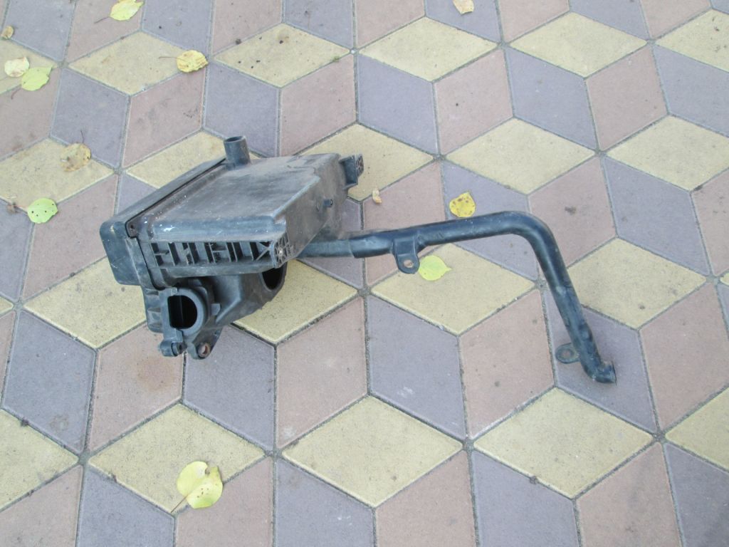 Корпус блока управления двигателем Lexus GS GS300 98-04 8270330010 - фото фото фото 0