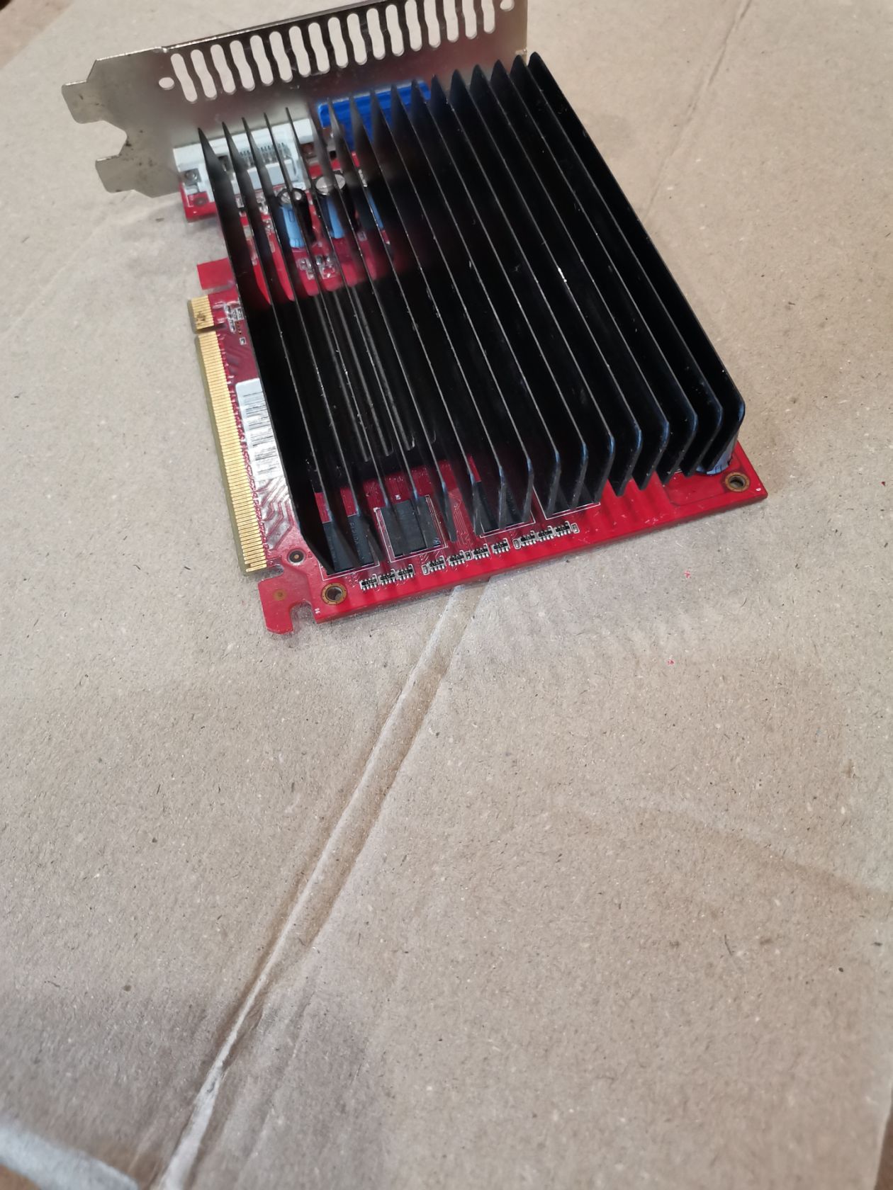 Видеокарта NVIDIA GeForce 9500 GT 128mb DDR2 PCI Express - фото фото фото 4