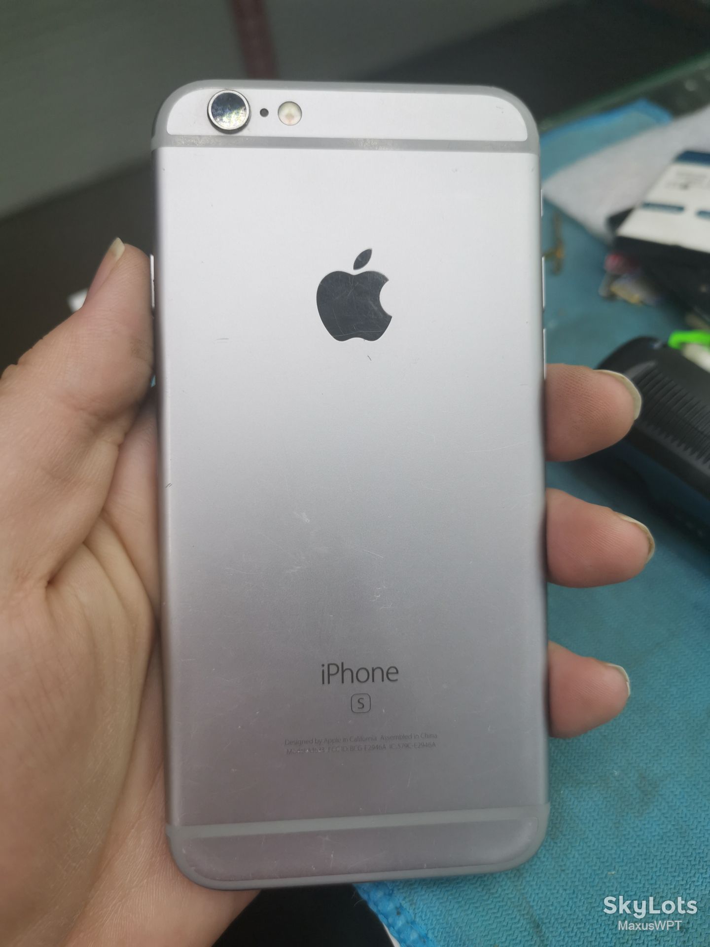 Shop Iphone 6S silver 32 GB - фото фото фото 4