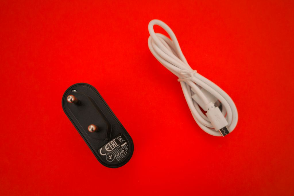 Зарядное Оригинал TECNO CU-50AT 5v 1A Зарядка - фото фото фото 1