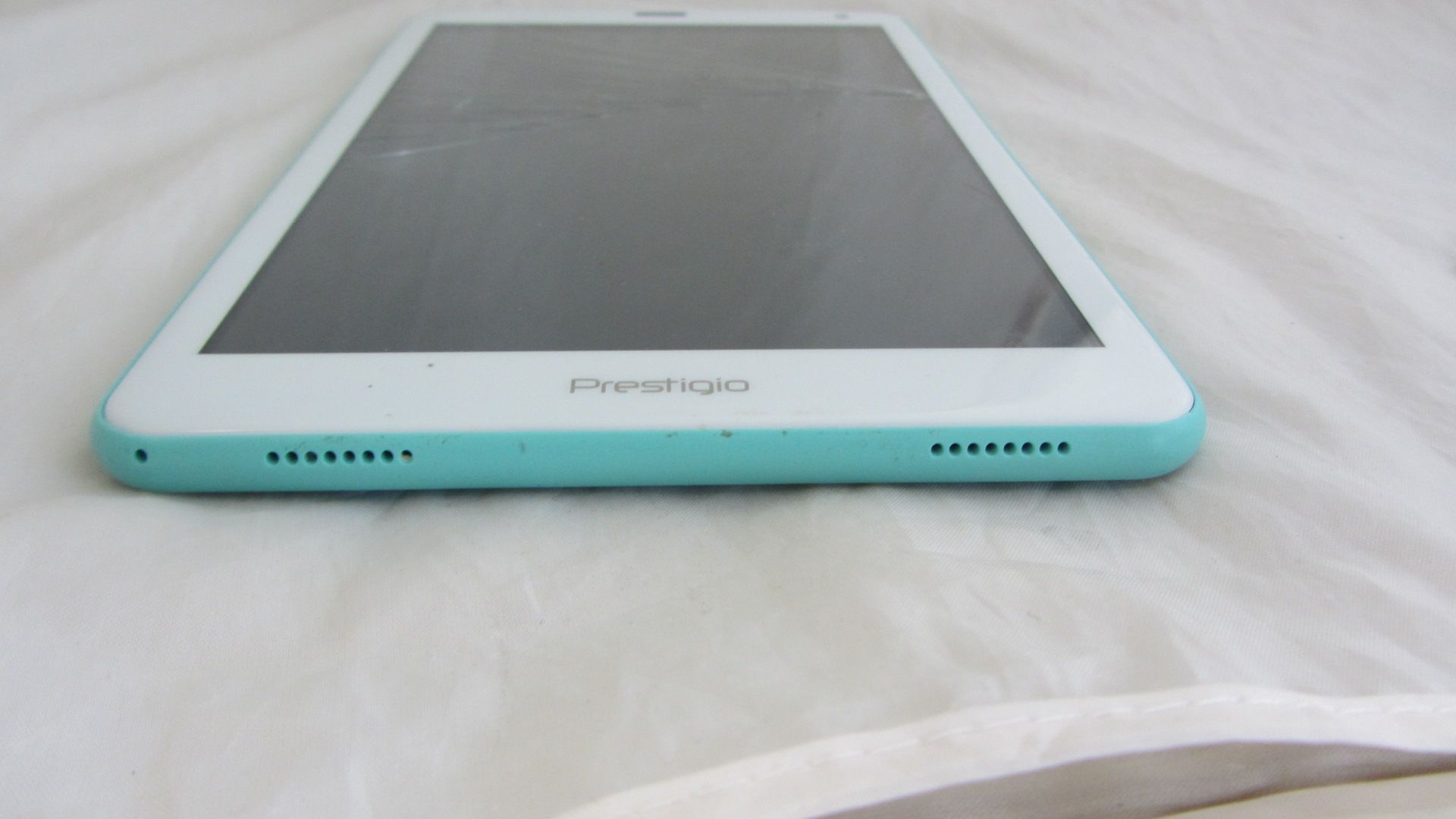 Планшет Prestigio MultiPad Tablet PC 3G      (PMP7074B3G) Mint - фото фото фото 1