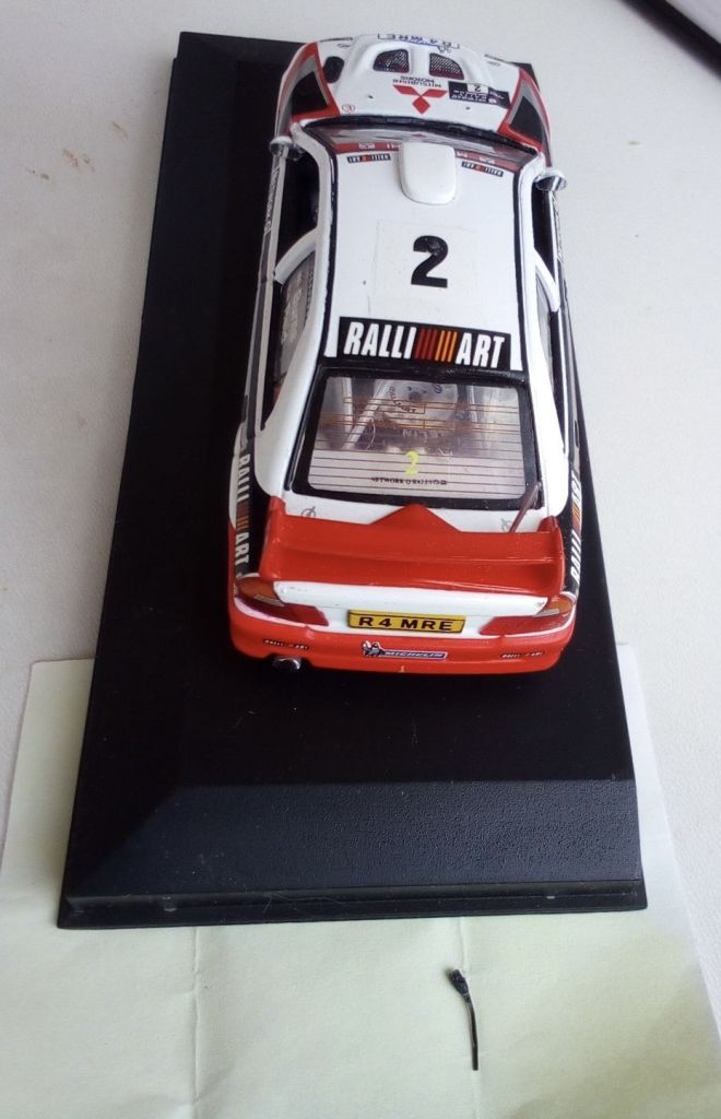 Skid 1:43 MITSUBISHI CARISMA GT - фото фото фото 3