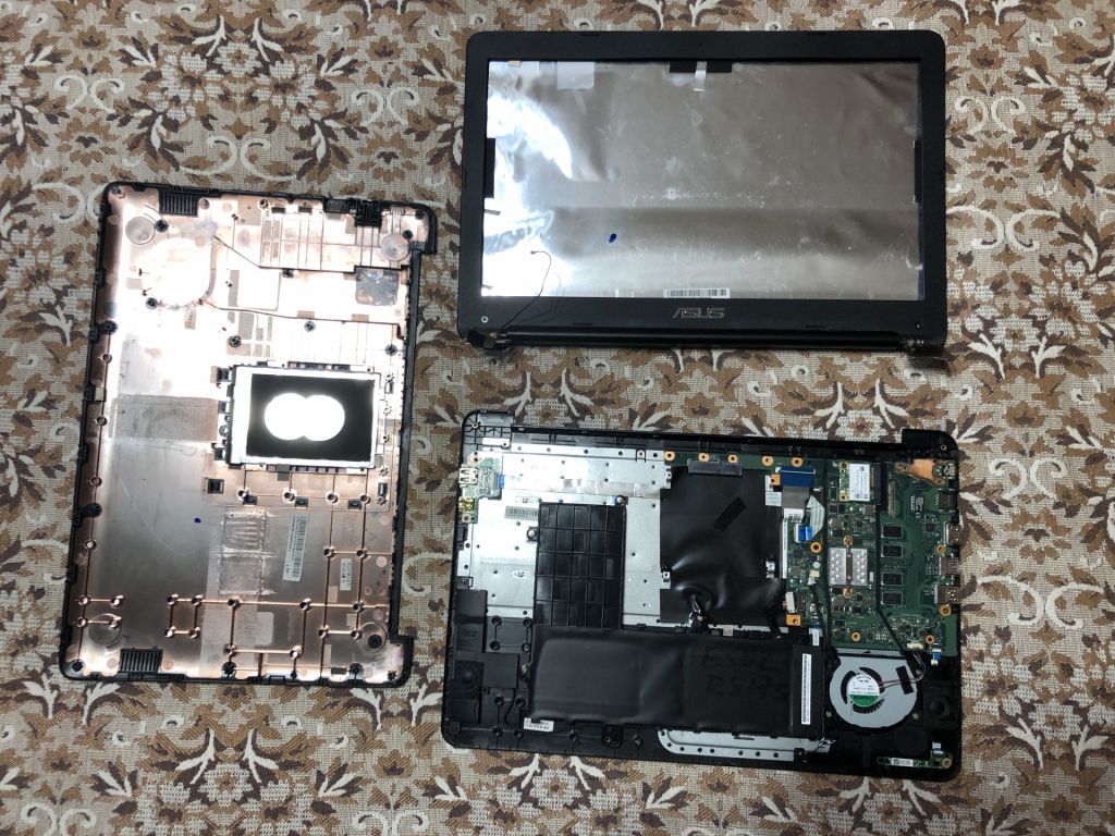 ноутбук Asus R517S E502  на частини - фото фото фото 1