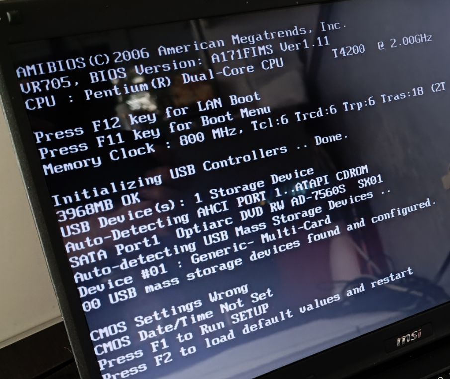 Ноутбук MSI CR600 16" pentium 2 ядра,nvidia 8200m G - фото фото фото 4