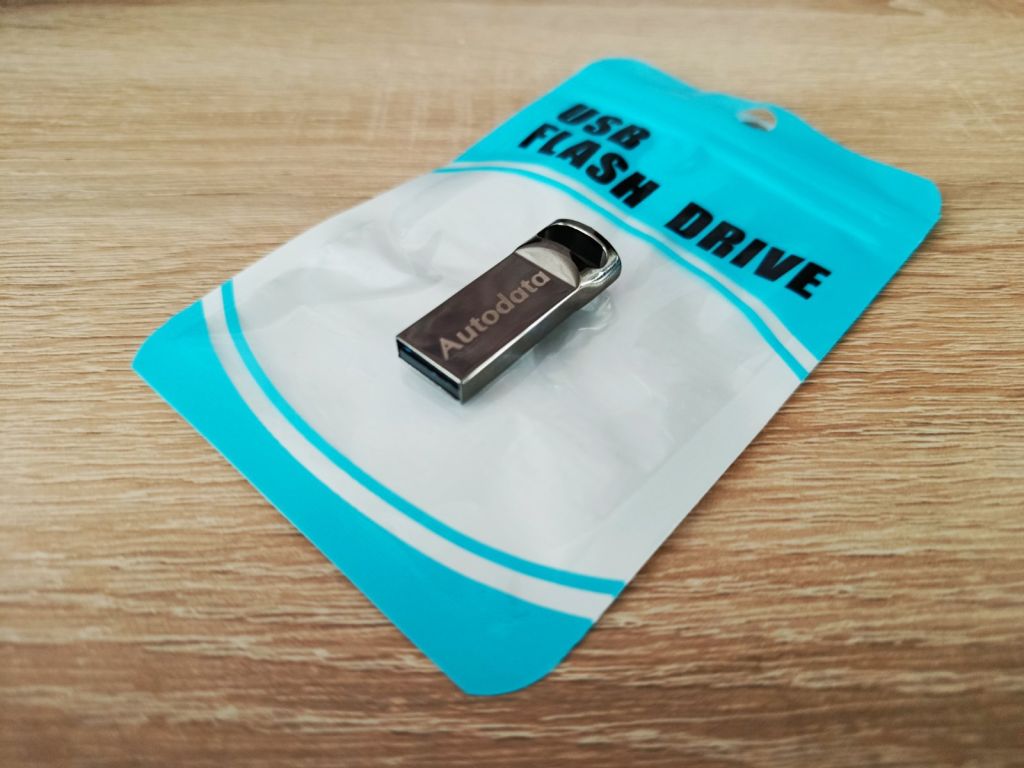 USB флеш накопитель / USB флешка Autodata 32 Гб - фото фото фото 0