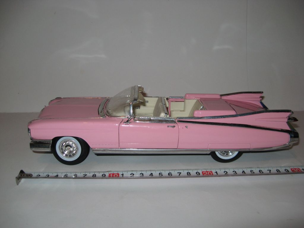 Модель машинка Cadillac Eldorado Biarritz     (1959) Maisto 1:18 - фото фото фото 1