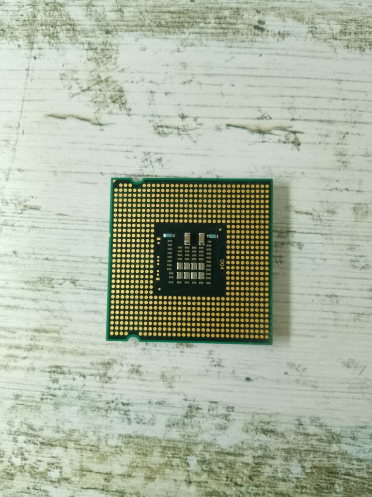 Процесор Intel Celeron E3300 #9 - фото фото фото 1