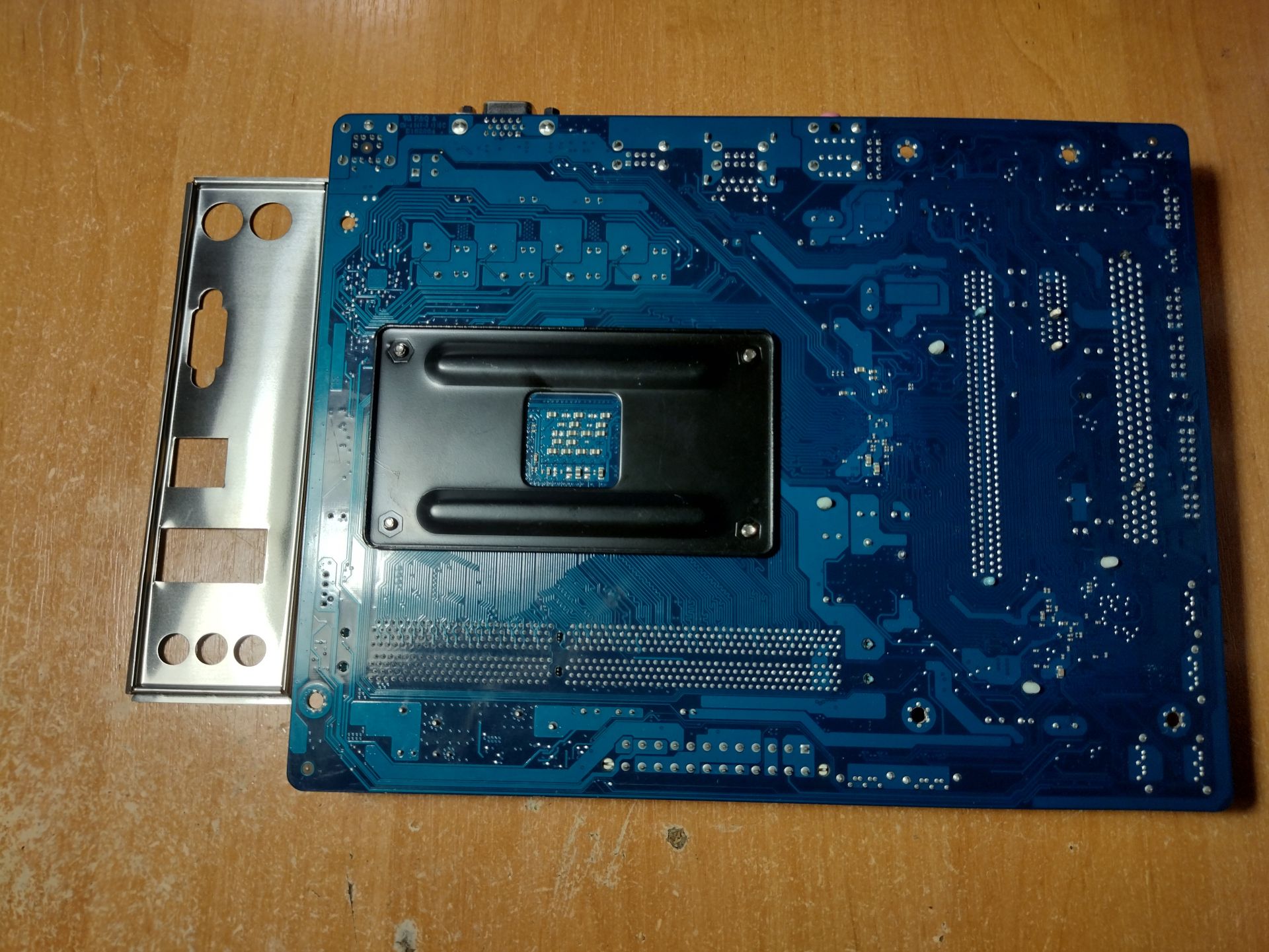 Материнская плата Gigabyte GA-78LMT-S2   (sAM3+, AMD 760G, PCI-Ex16) - фото фото фото 1