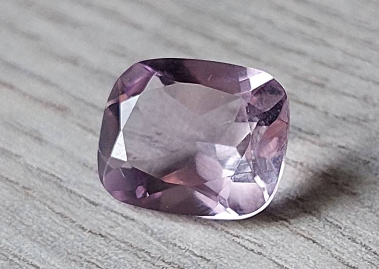 Аметист 3.35 Ct 11 х 9 х 5.5  мм - фото фото фото 1