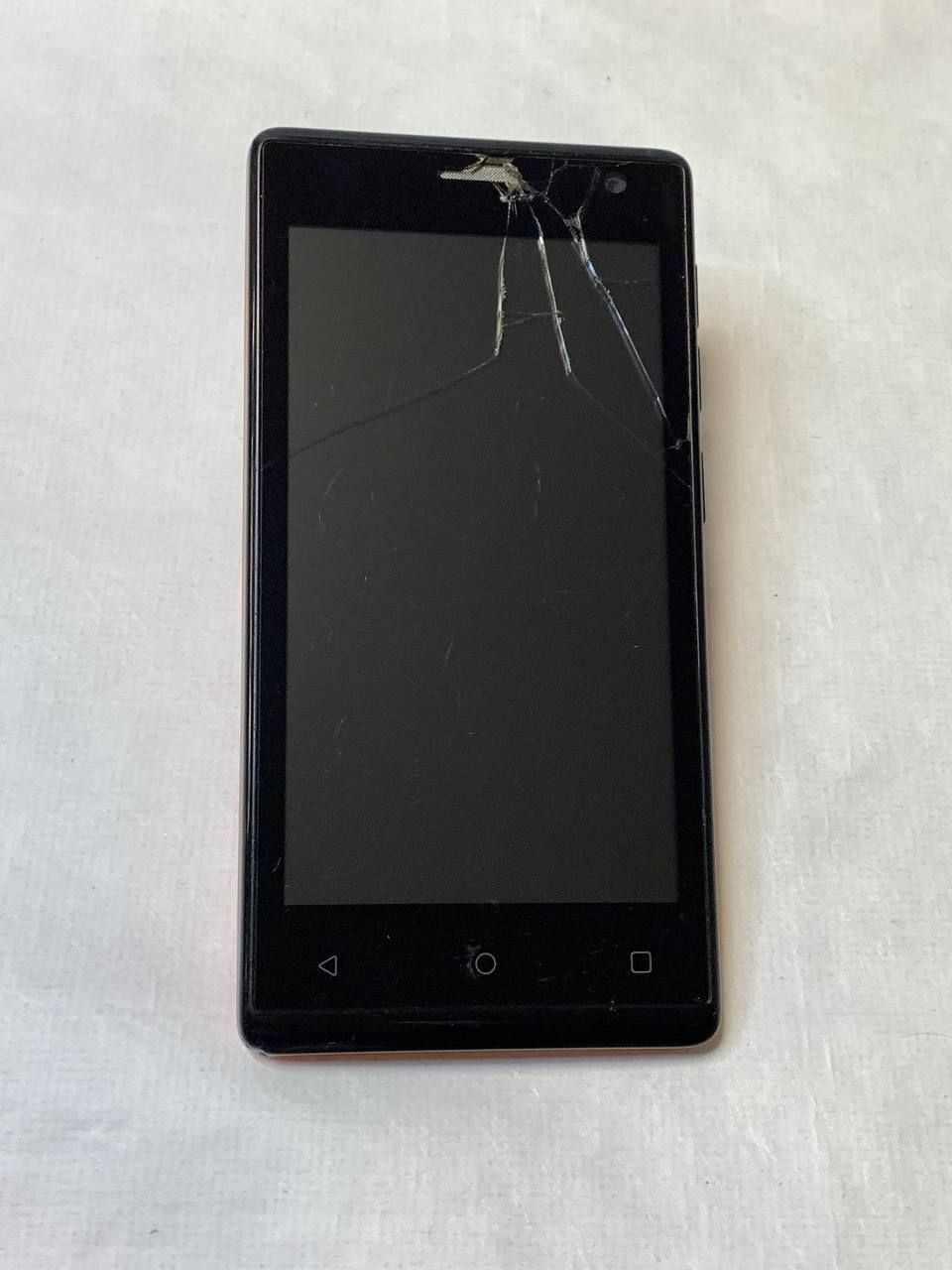Prestigio MultiPhone Wize OK3 PSP3468 - фото фото фото 0