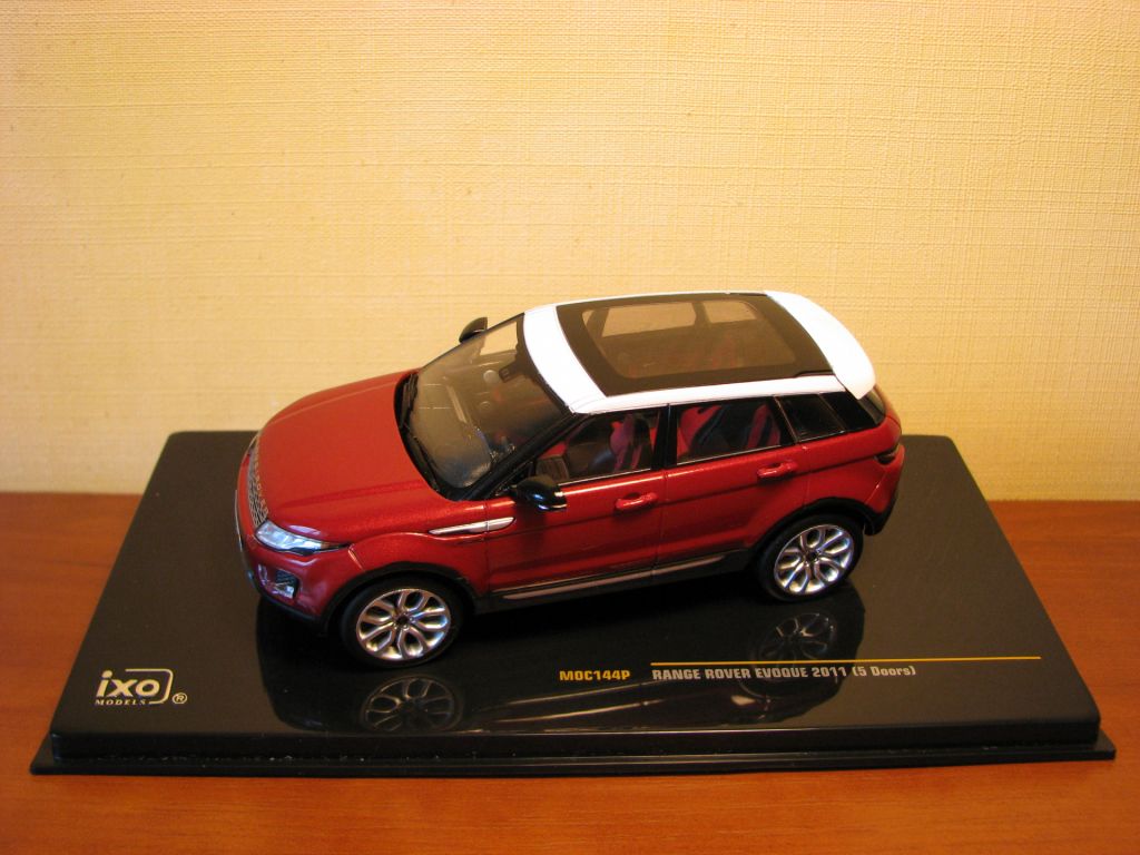 Range Rover Evoque     (5 doors)     (MOC144P) Ixo 1:43 - фото фото фото 1
