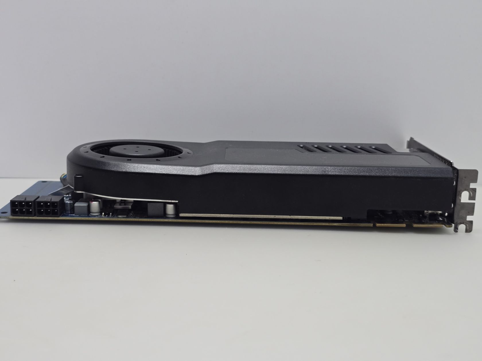 Відеокарта ATI Radeon HD 5850 1GB  (1GB,GDDR5,256 Bit,HDMI,PCI-Ex,Б/у) - фото фото фото 2