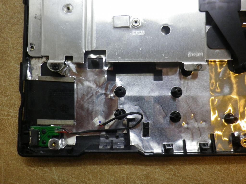 Б/У Топкейс на Lenovo L520 - фото фото фото 4