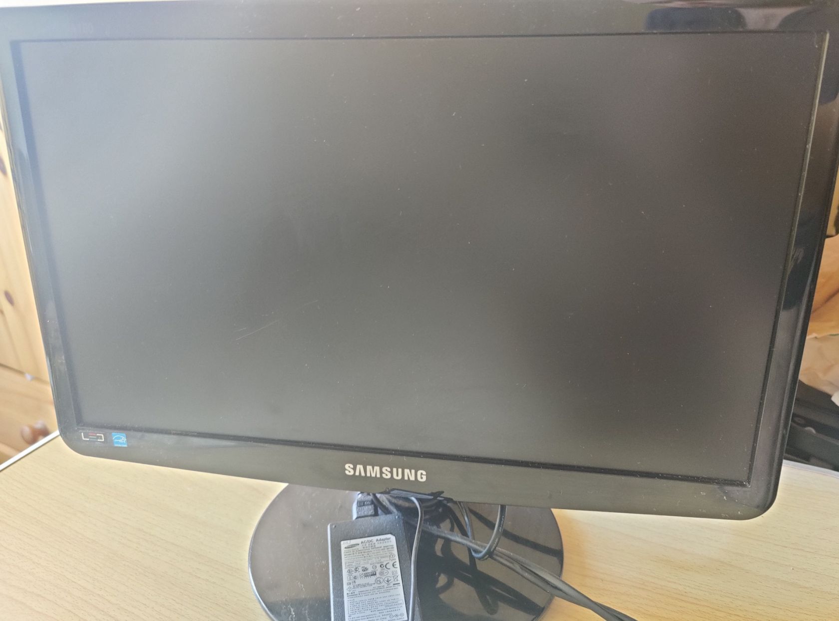 монитор Samsung SyncMaster S19A100N - фото фото фото 0