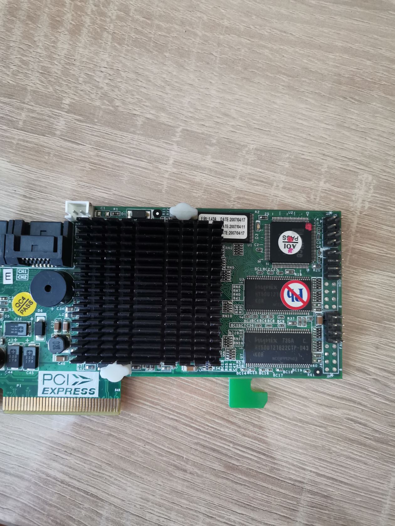 Контроллер контролер RAID-контроллер Areca ARC-1220 PCI-Express - фото фото фото 6