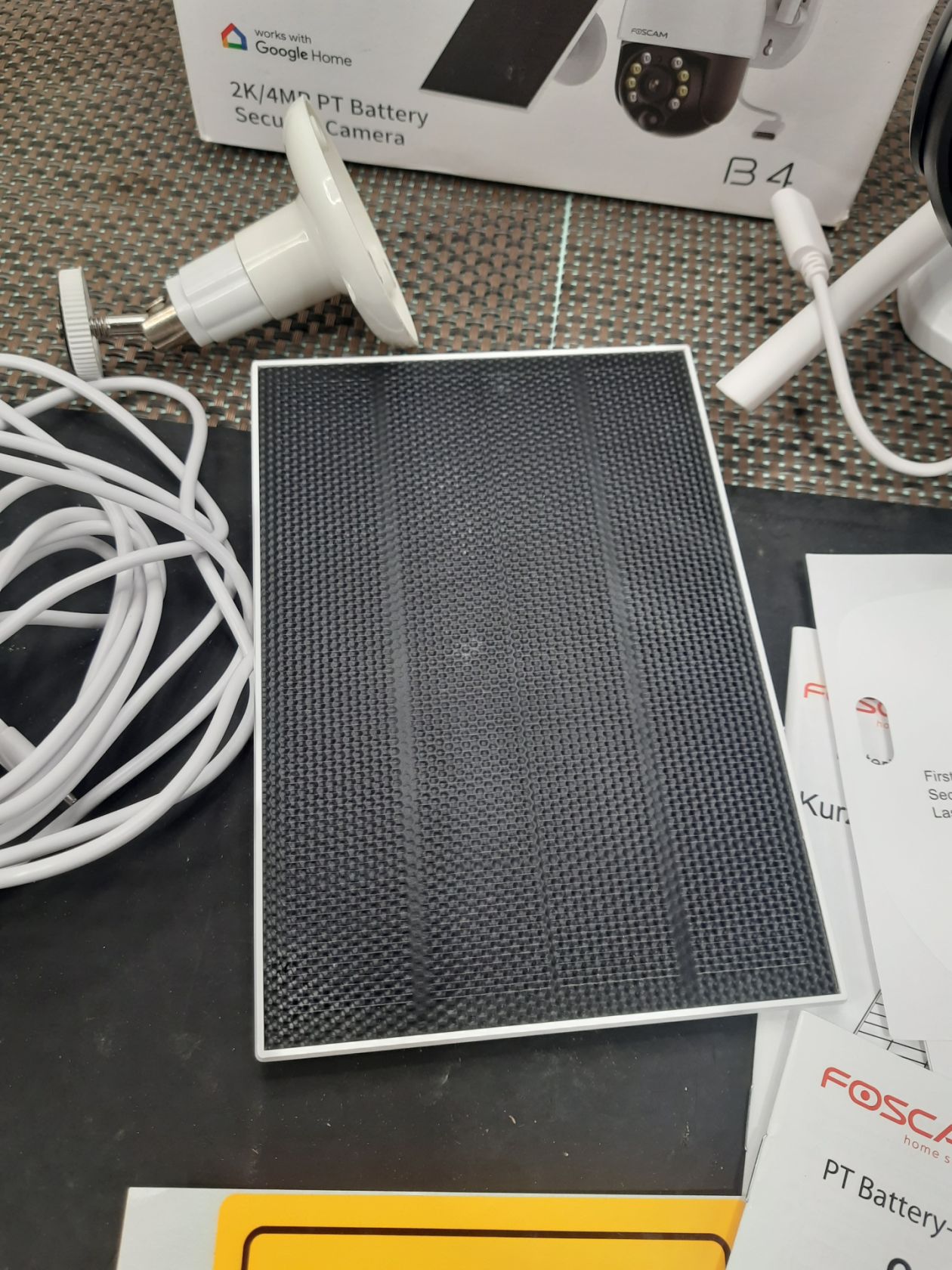 03  Foscam B4 Камера відеонагляду IP камера 4Mp + Panel Solarny Battery Security Camera - фото фото фото 9