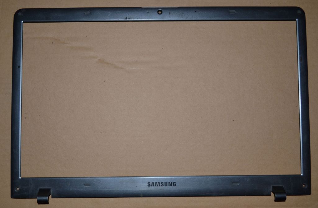 Samsung NP350V5C NP355V5C корпус матрицы  (AP0RS000610HYT10) - фото фото фото 2