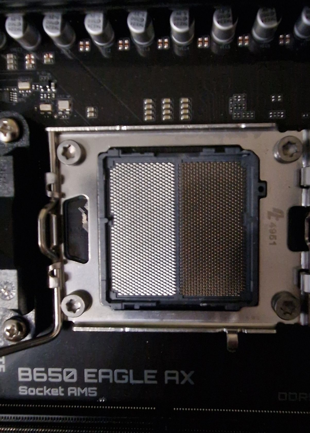 Мать AM5, Gigabyte B650 Eagle AX . Amd B650 - фото фото фото 2