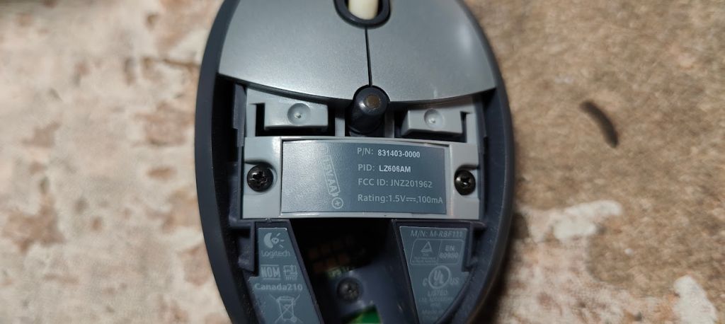 Беспроводная оптическая мышь Logitech M-RBF111 № 24110422 - фото фото фото 1
