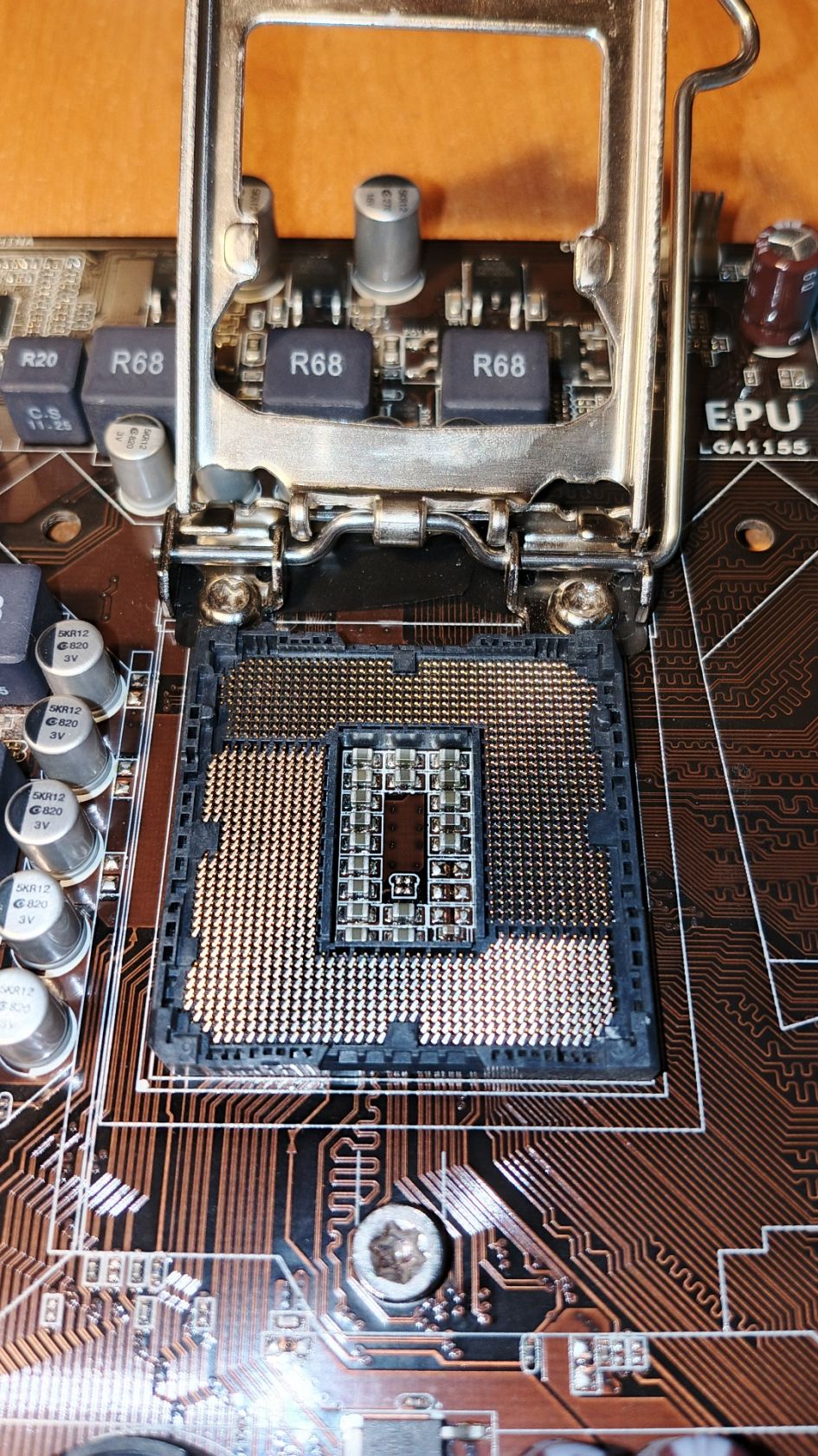 ASUS P8H61-M LX      (s1155, Intel H61, PCI-Ex16) - фото фото фото 1