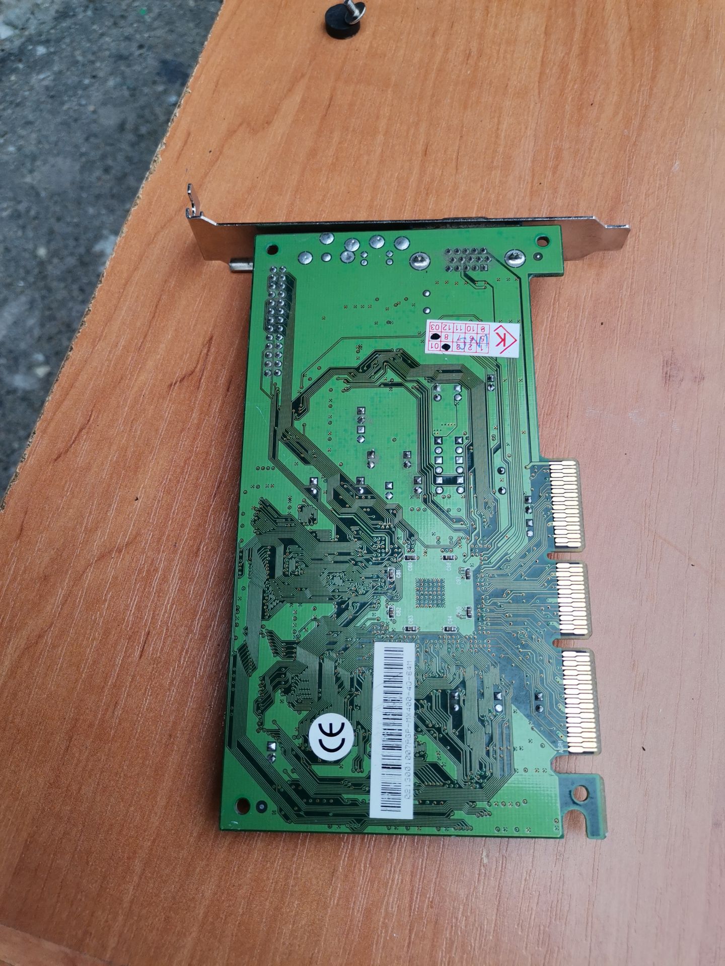 Видеокарта NVIDIA GeForce 2 MX400 64mb AGP - фото фото фото 2