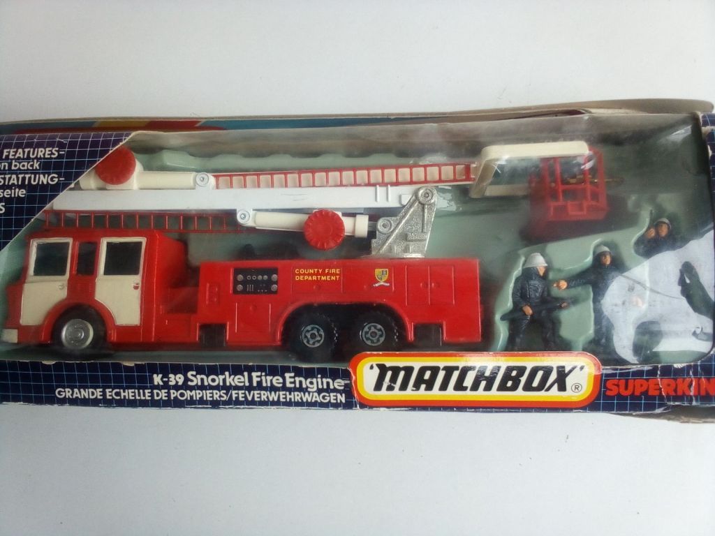 Matchbox SuperKings K-39 ERF Snorkel Fire Engine 1987 - фото фото фото 0