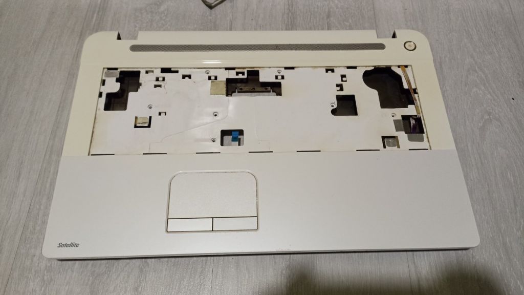 верх і корито Toshiba C75-A C75 - фото фото фото 0