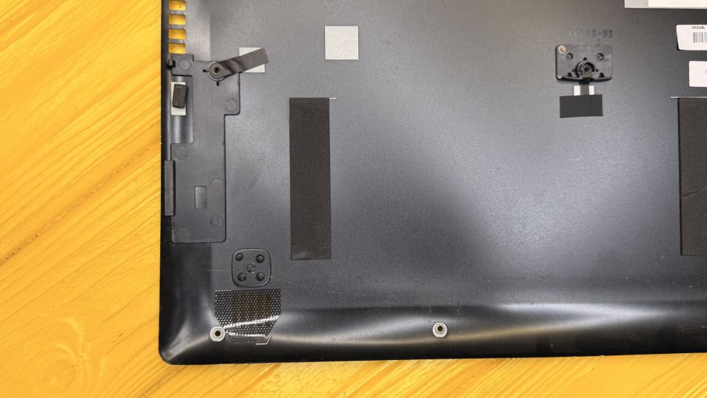 Корито Lenovo Edge 15  (1707) - фото фото фото 4