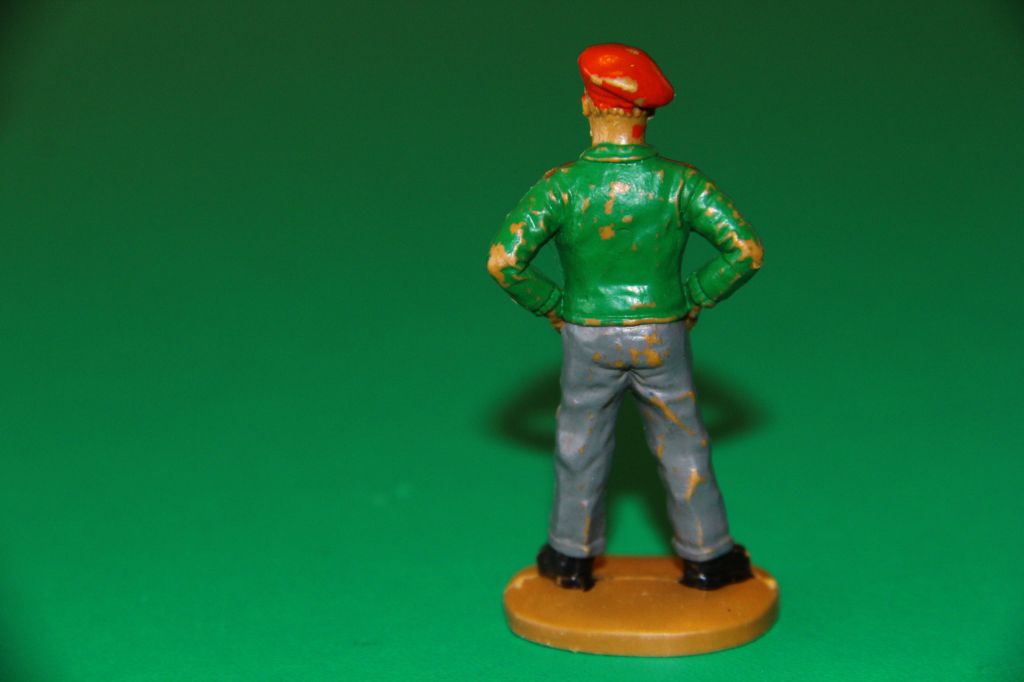 британський офіцер ВОСЬМА африканська АРМІЯ 54мм  MATCHBOX Великобританія - фото фото фото 1