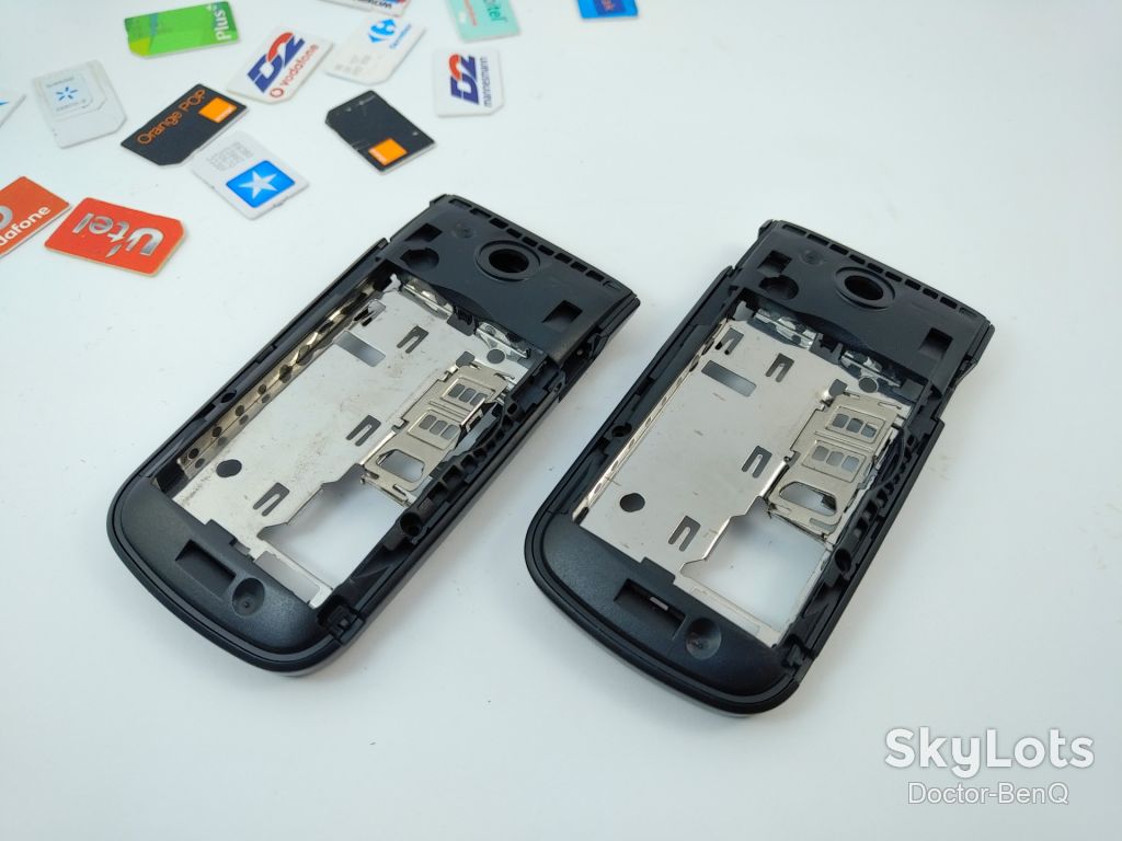 Середня частина каркас для Nokia 2720 Fold - фото фото фото 3