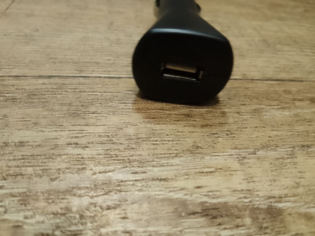 Автомобільний USB-адаптер  (зарядний пристрій) 12-24В 1000мА - фото фото фото 0