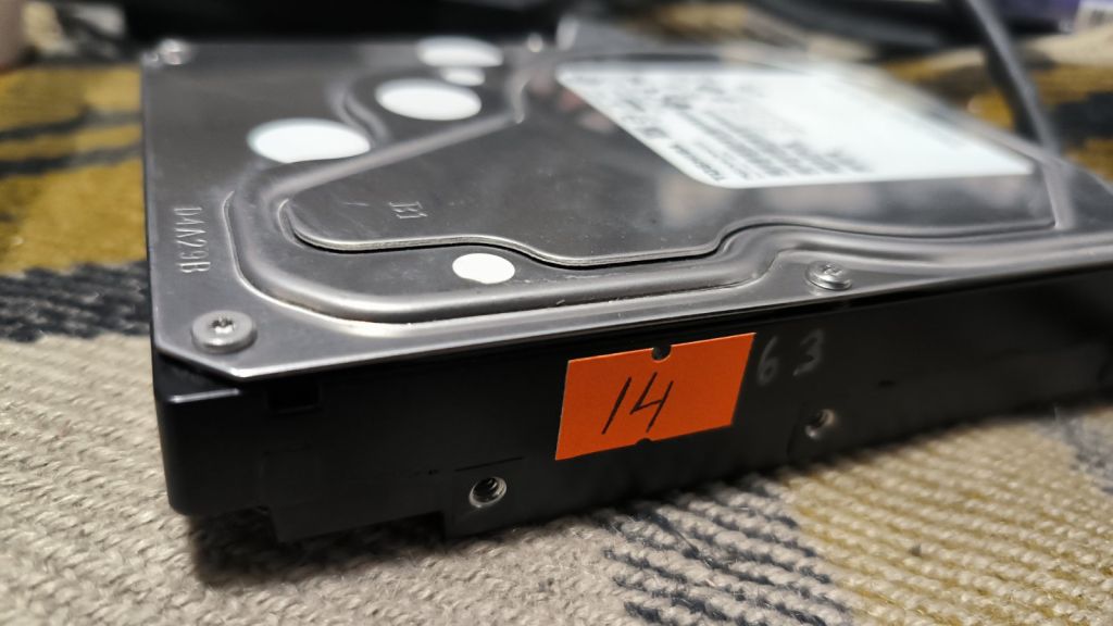 Жорсткий диск TOSHIBA MG04ACA400E 4TB №14 - фото фото фото 2
