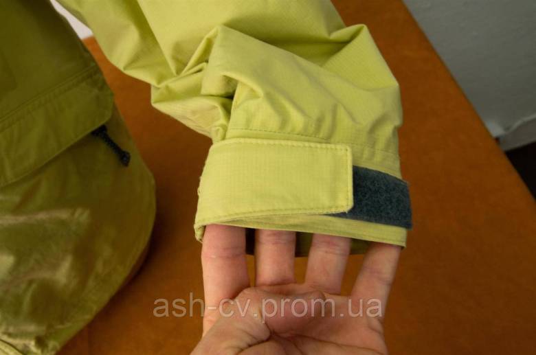 Куртка HELLY HANSEN (Розмір S) - фото фото фото 4