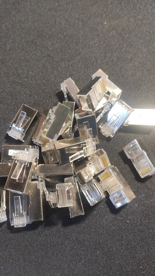 Конектор RJ 45 екранований вита пара інтернет - фото фото фото 1